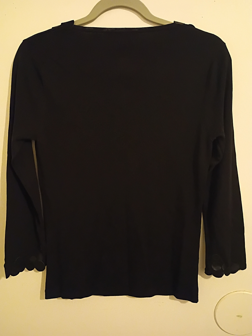 Ziani Couture Black Long-Sleeve Sweater with Decorative Discs Sz L - Picture 2 of 9
